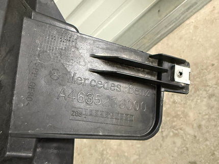MERCEDES-BENZ W465 G-CLASS REAR RIGHT RUNNING BOARD TAIL TRIM 2026 OEM