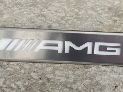 OEM MERCEDES G-CLASS ILLUMINATED DOOR SILL TRIM W463/W464 BL-UK-463122101