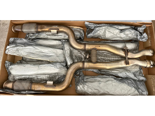 OEM MERCEDES W223 AMG S63 E PERFORMANCE CENTER EXHAUST PIPE A2234900900 2024-2026