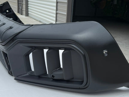 OEM MERCEDES G63 AMG W465 FRONT BUMPER COVER WITH GRILLE INSERT A4658854601 + A4658856500