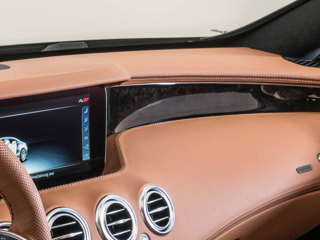 COMPLETION PACKAGE: LEATHER STEERING WHEEL & DASHBOARD FOR A 217 – AMG S 63