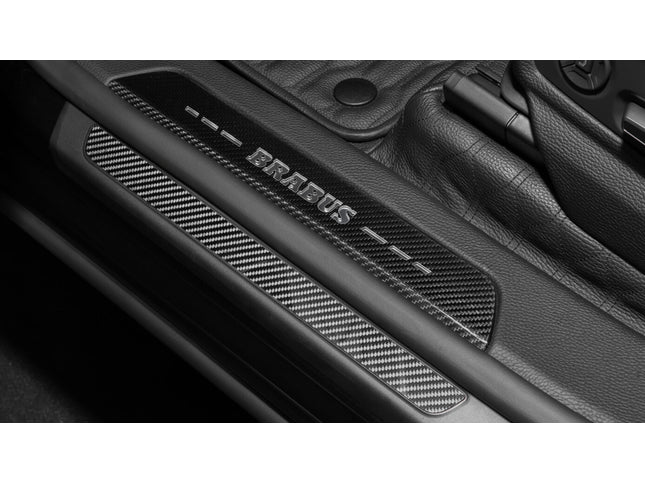 CARBON ENTRY PANELS FOR URUS SE